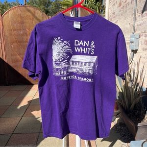 Dan&Whits Norwich Vermont Purple TShirt - Size Medium - Gildan